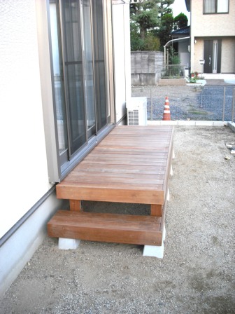 �O�\�E�G�N�X�e���A�{�H��@�E�����E�b�h�f�b�L�@�������s