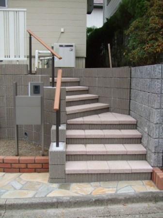 �����E�O�\�E�G�N�X�e���A�{�H��@�K�i���t�H�[���@�򕌌��������s