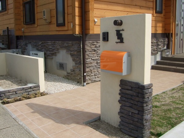 �����E�O�\�E�G�N�X�e���A�{�H��@���R���和�ƃr�r�b�h�ȃ|�X�g�@�򕌌��y��s